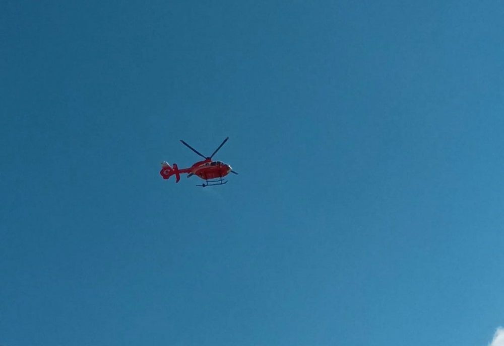 Patru pacienți cu afecțiuni cardiace din Buzău transferați la București cu elicopterele SMURD