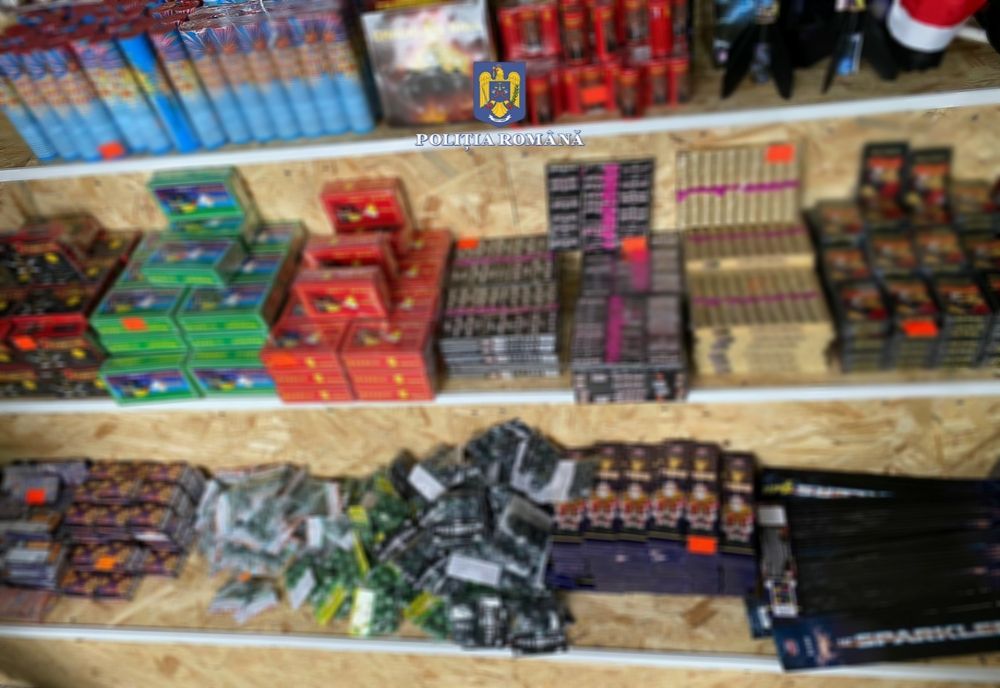 Aproximativ jumătate de tonă de articole pirotehnice confiscate de polițiști