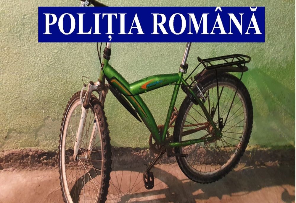 Bănuiți de furtul unei biciclete, depistați de polițiști