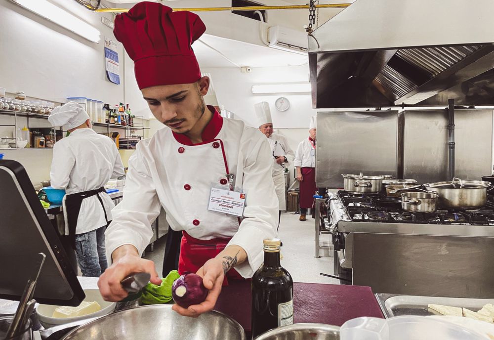 Buzoieni premiați la prima Olimpiadă WorldSkills de Bucătari și Ospătari din România