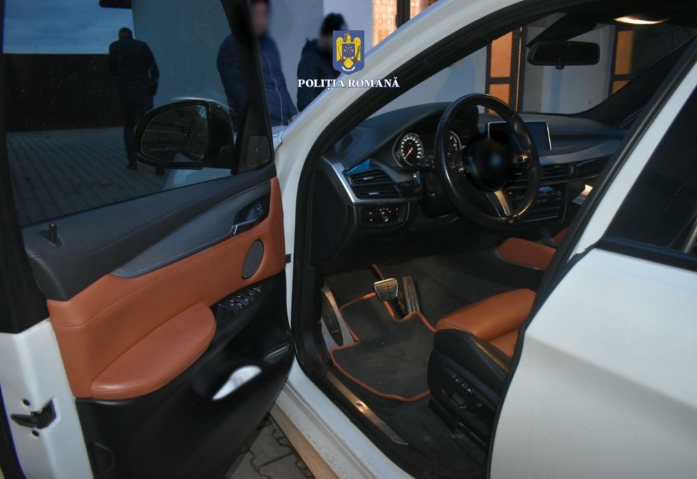 Video: Cercetat pentru înșelăciune și abuz de încredere