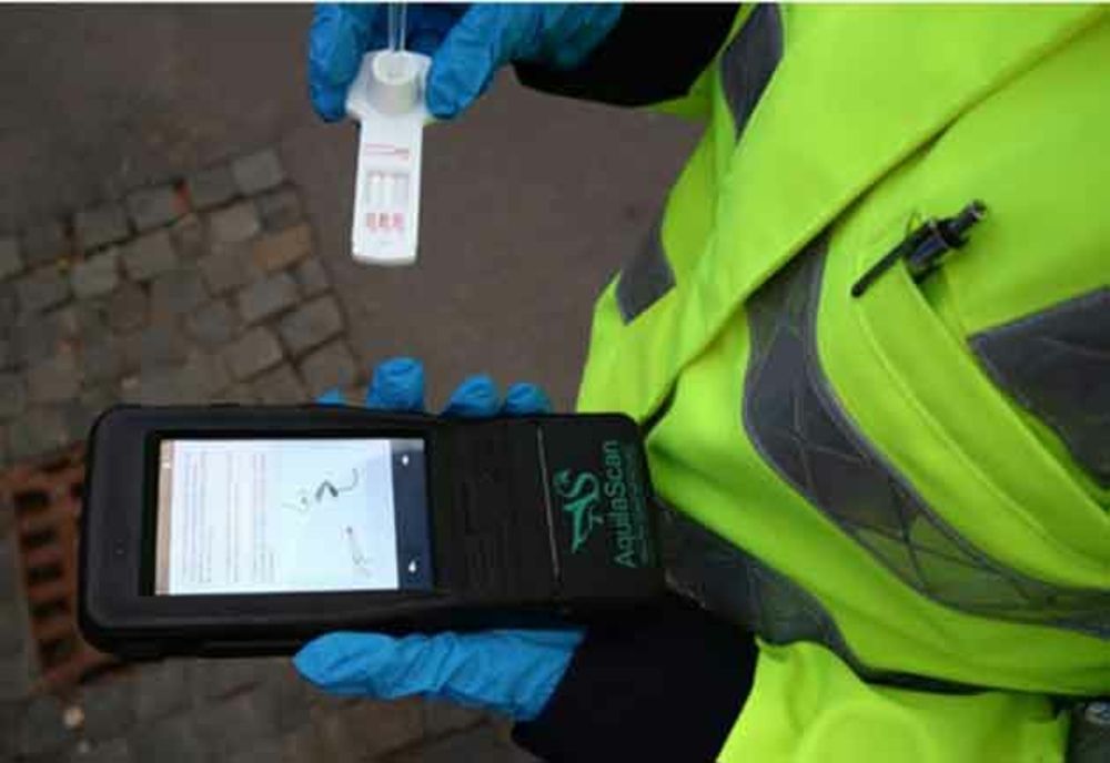 Depistat pozitiv la substanţe psihoactive, conducea un autovehicul neînmatriculat