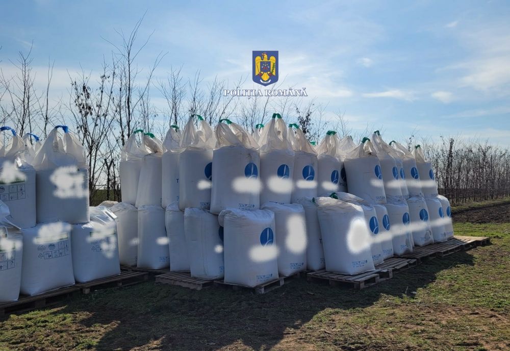 127 de tone de produse de protecție a plantelor confiscate de polițiști
