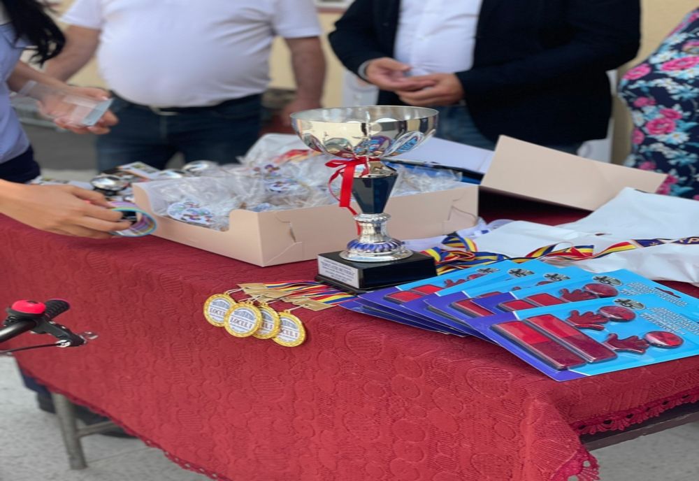 Poliţiştii au “arbitrat” etapa judeţeană a concursului „Educaţia rutieră, educaţie pentru viaţă”