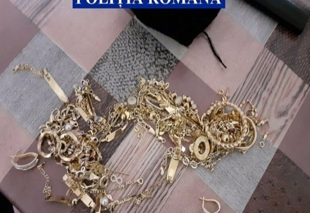 Reținut de polițiști după ce a vrut să amaneteze un obiect metalic ca fiind din aur