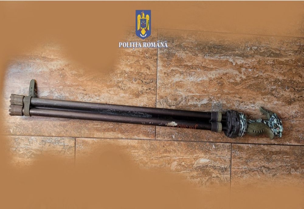 Percheziții domiciliare și la o asociație de vânătoare