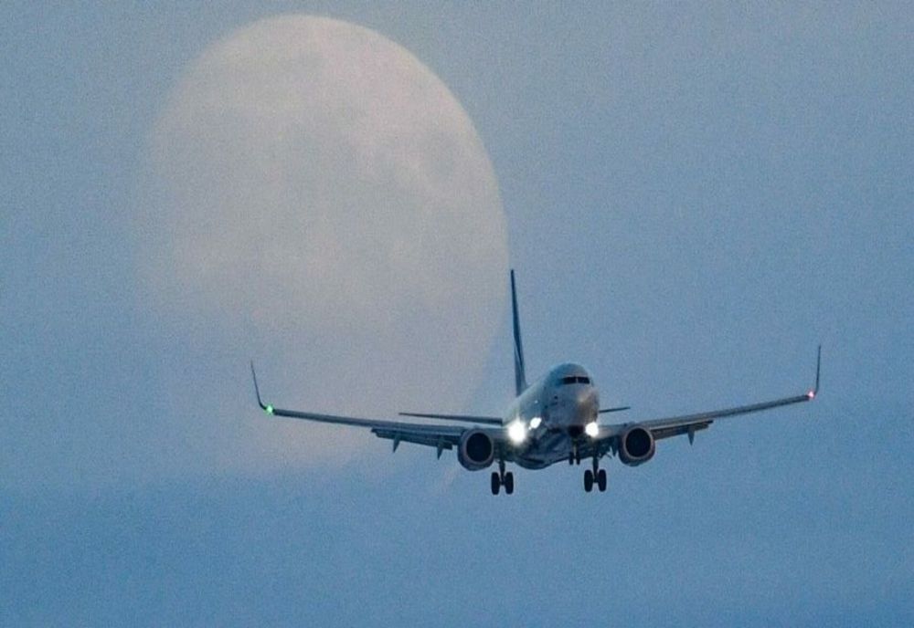 Cel mai mare operator aerian low cost din Europa a anunţat că va reduce programul zborurilor de iarnă