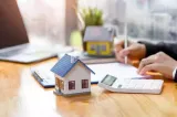 Haos pe piața imobiliară din cauza blocajului de la cadastru. Mii de familii riscă să plătească zeci de mii de lei în plus