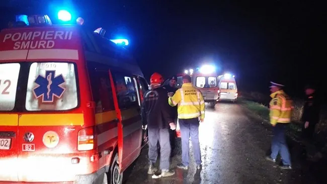 accident-politie-pompieri-noaptea