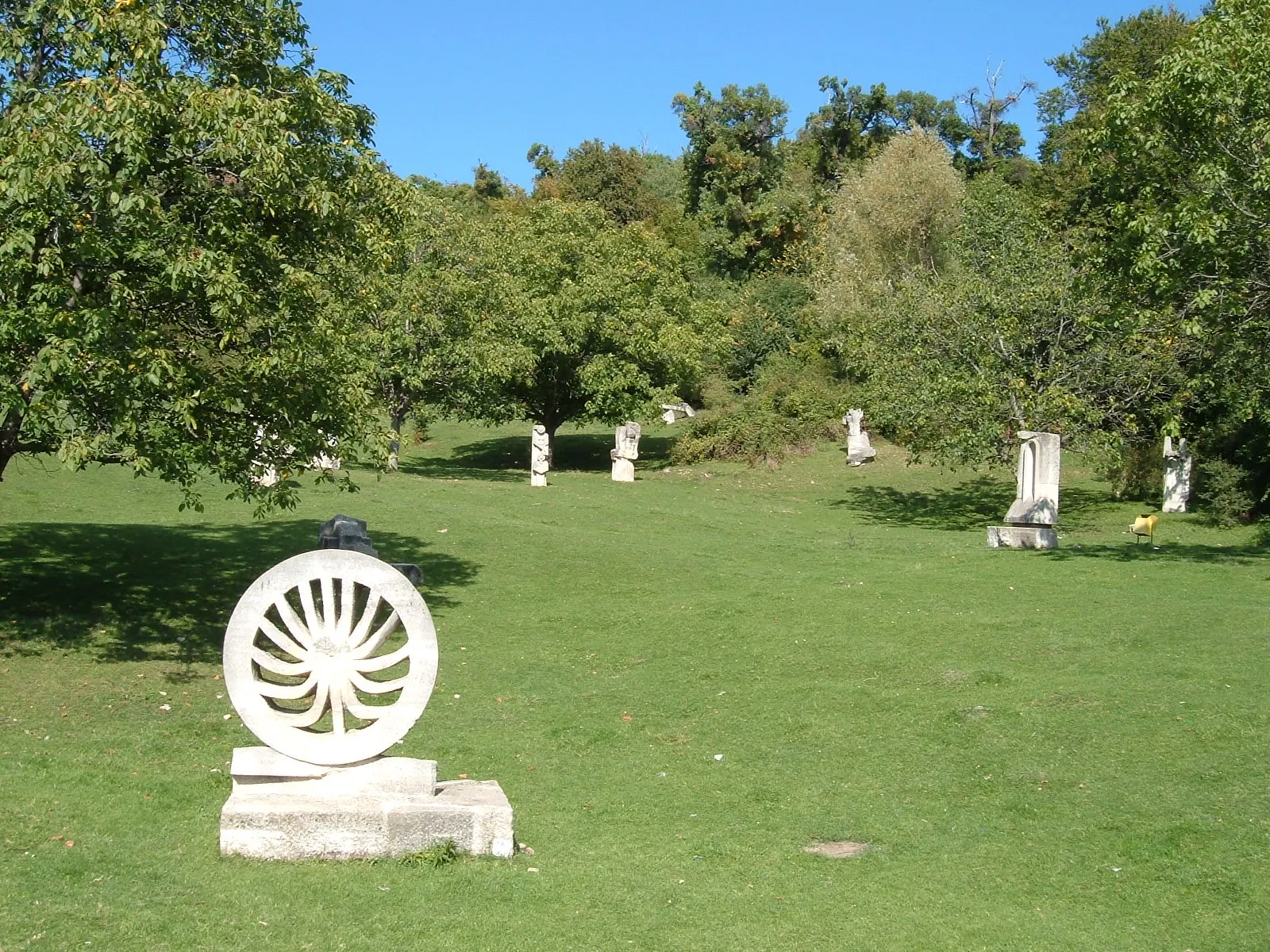 Tabara-de-Sculptura-Magura-Buzau