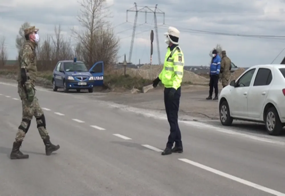 Un bărbat cu afecţiuni pulmonare a fugit dintr-un spital din Cluj-Napoca! Poliţiştii îl caută