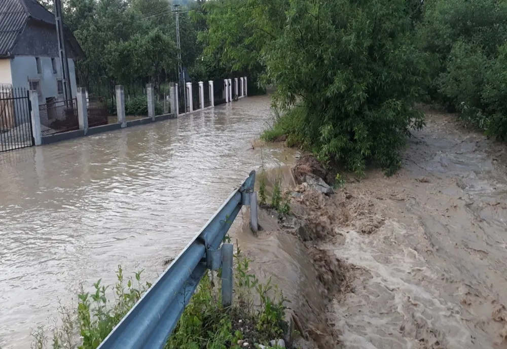 Cod galben de inundaţii pe râul Buzău, fiind posibile depăşiri ale Cotelor de atenţie