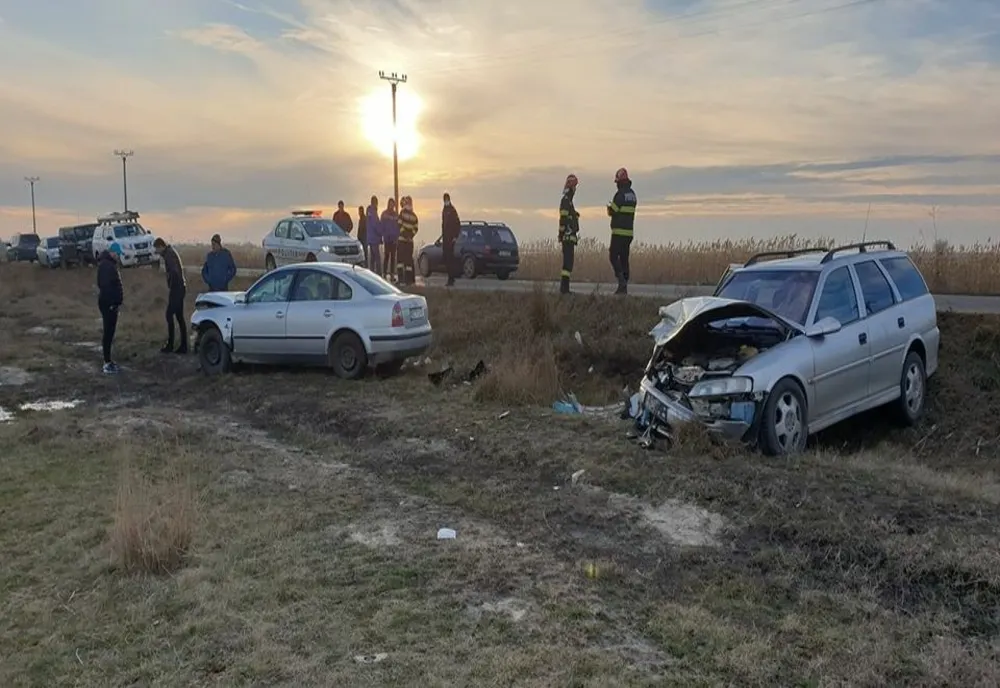 VIDEO: Accident cu 4 victime pe DJ203D