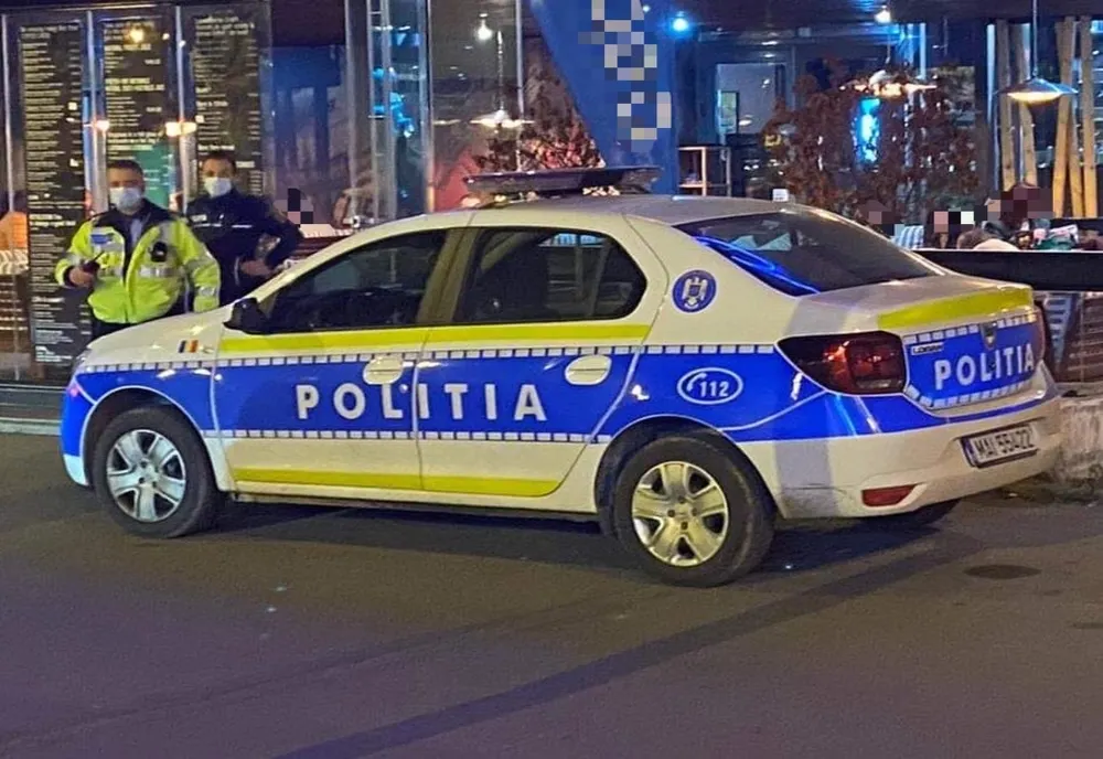 Tânăra înșelată de două femei sub pretextul unui “descântec”