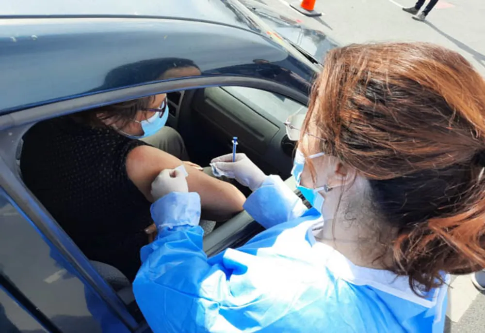 Începând cu data de 15.05.2022, Centrul de Vaccinare Drive Thru din municipiul Buzău își încetează activitatea