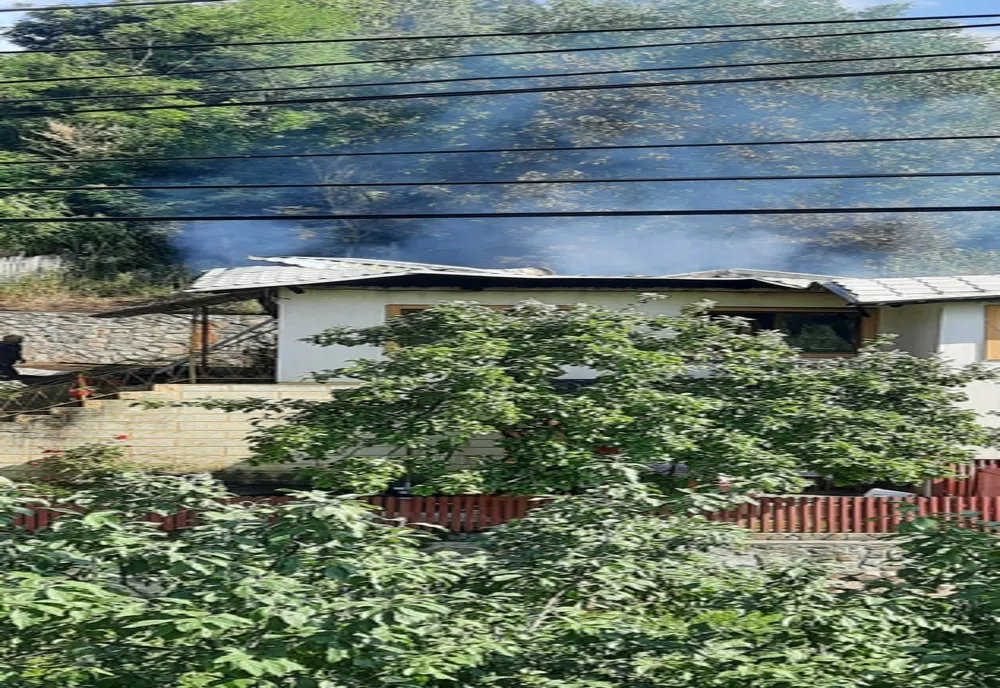 Incendiu la o locuință din Lopătari 