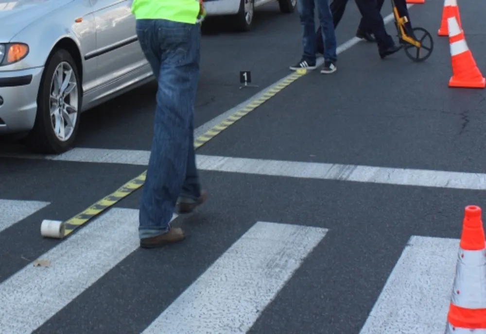 Accidentată în timp ce se angajase în traversarea străzii