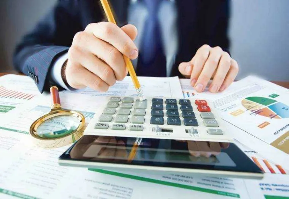 CE TAXE AR PUTEA CREȘTE DIN 2025. LOVITURĂ PENTRU ROMÂNI