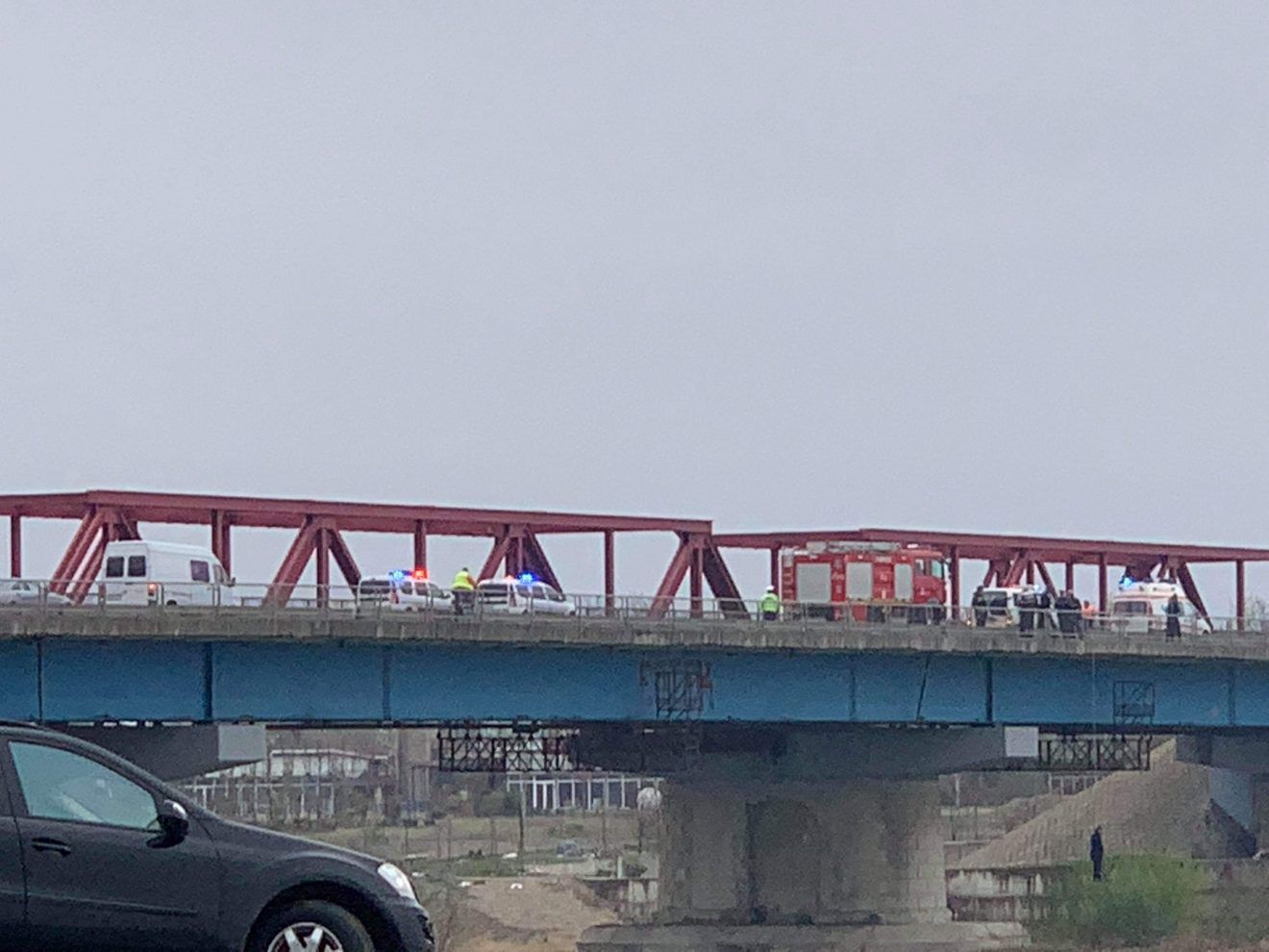 received_1766776246756155-1320x990