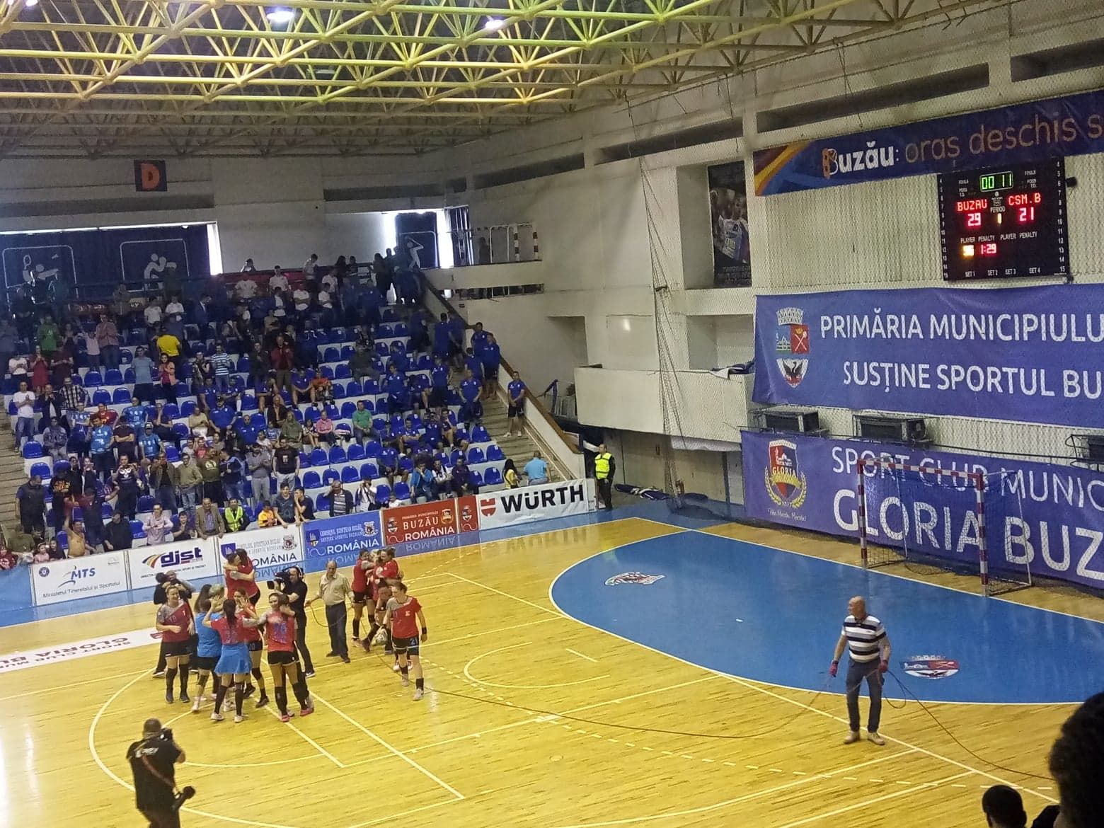 59426043_303586167207631_1559929124020027392_n