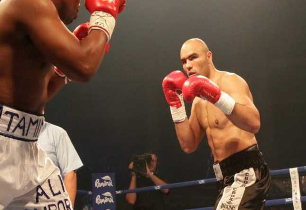 Bogdan Dinu revine în ring