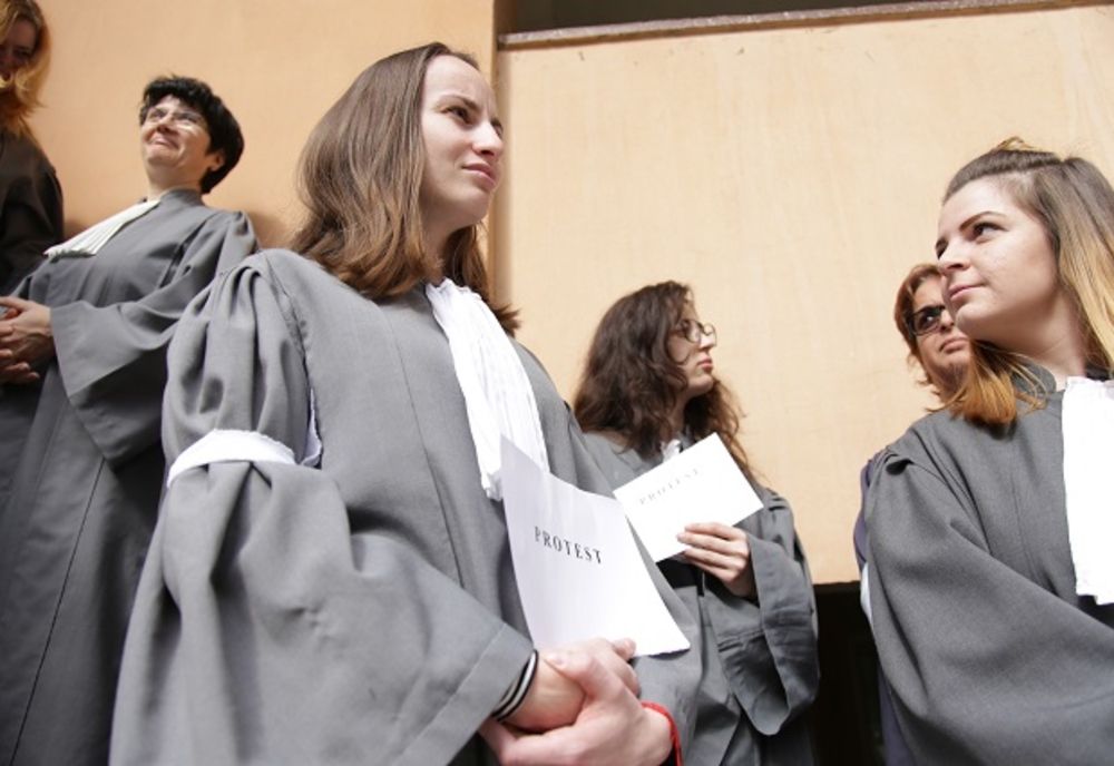 Și grefierii buzoieni au intrat în grevă