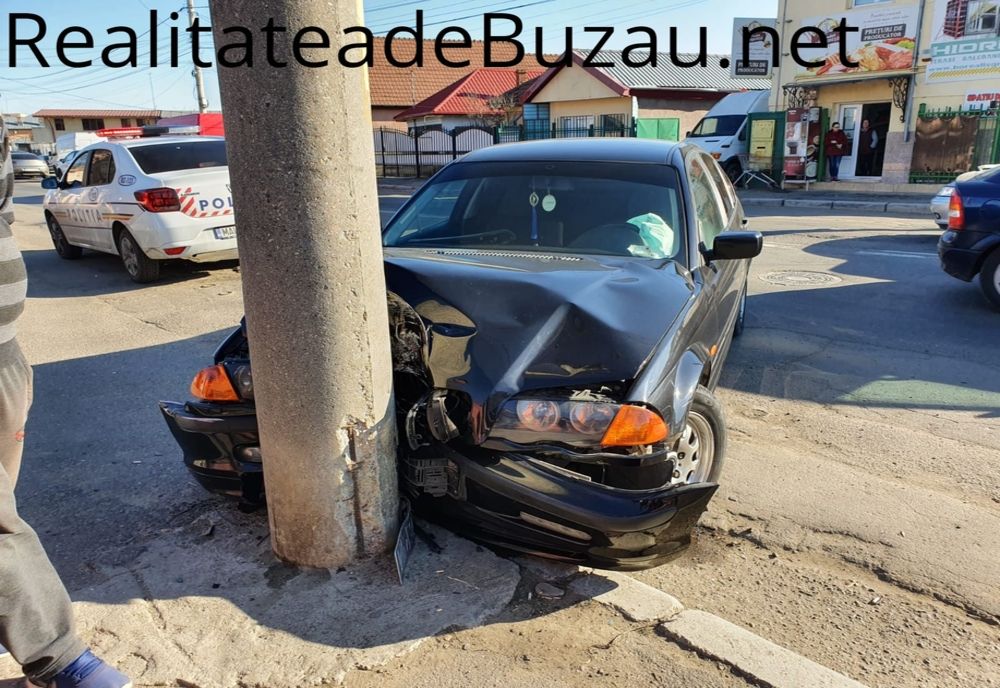 Accident auto, provocat de un tânăr cu probleme psihice