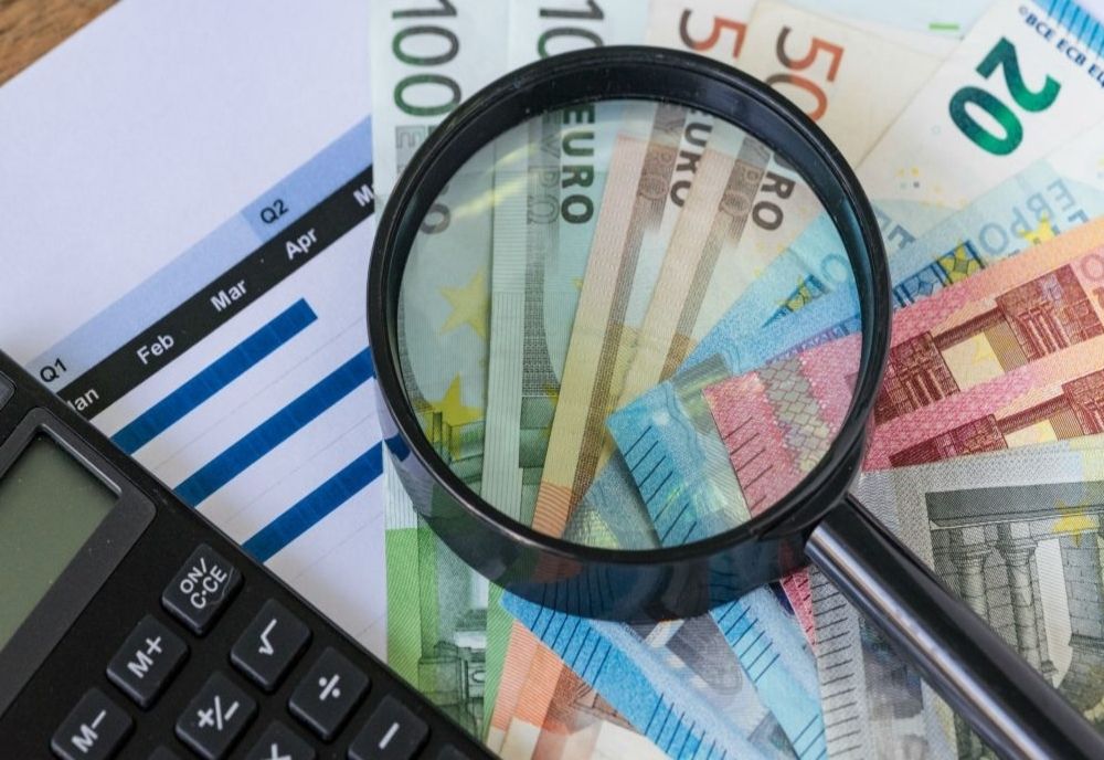 Ilfovean prins de polițiștii buzoieni după ce a plasat pe piață valută falsă