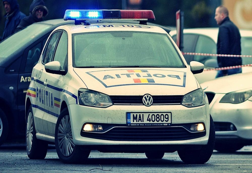 Poliţiştii buzoieni au aplicat peste 140 de sancţiuni contravenţionale la regimul circulaţiei pe drumurile publice