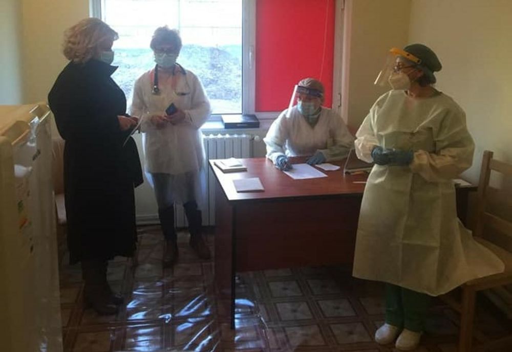 Personalul de la centru de vaccinare de la LPS Buzău a renunțat să mai vină în lipsa unor contracte pentru activitatea prestată