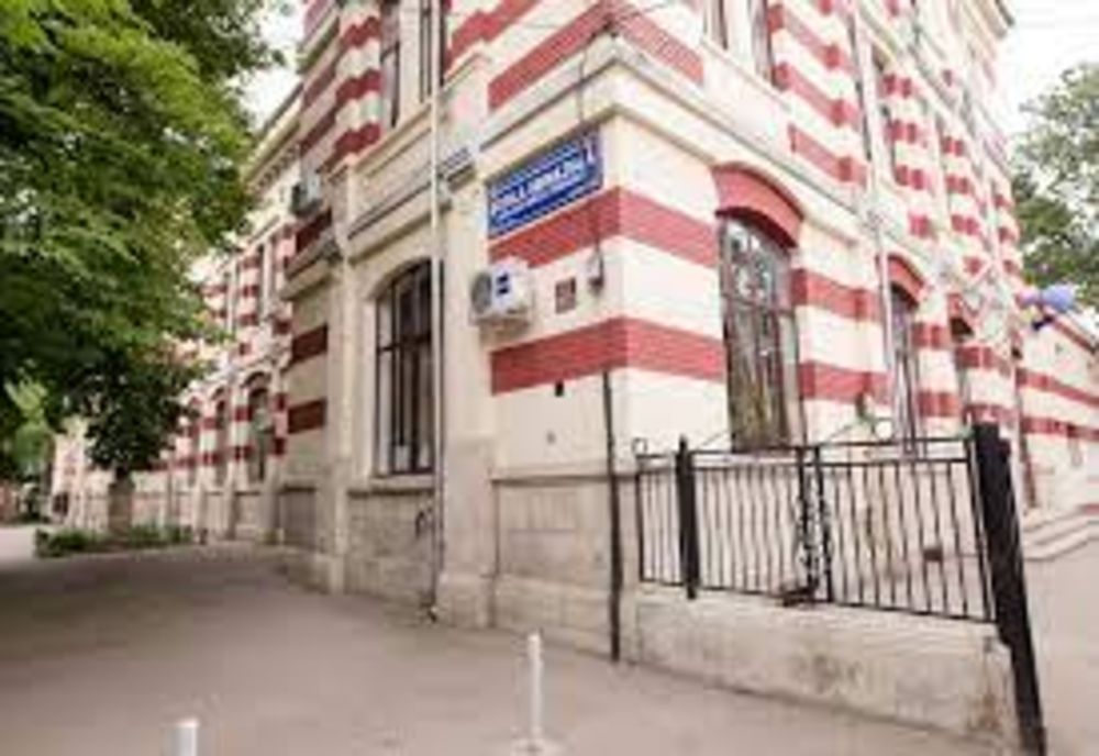 Vezi ierarhia mediilor de admitere în licee a elevilor din județul Buzău