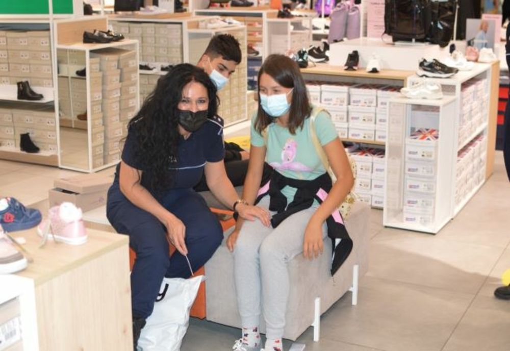 Video+foto: Polițiștii buzoieni părinți spirituali pentru trei tineri