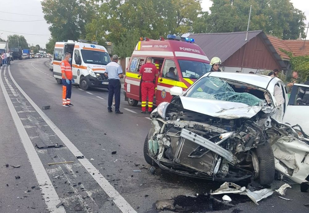 Accident cu două persoane rănite la ieșirea din Spătaru spre București