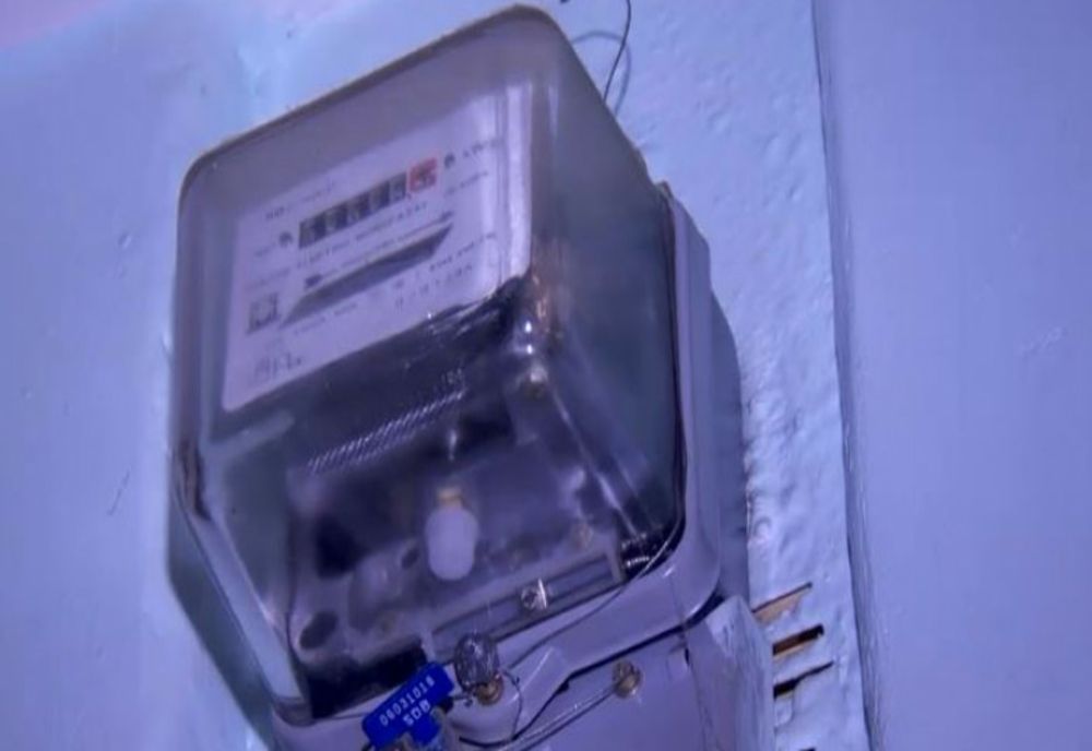 Ministrul Energiei anunță sprijin suplimentar pentru consumatorii afectați de prețurile mari la electricitate și gaz: "Am informat Comisia Europeană"