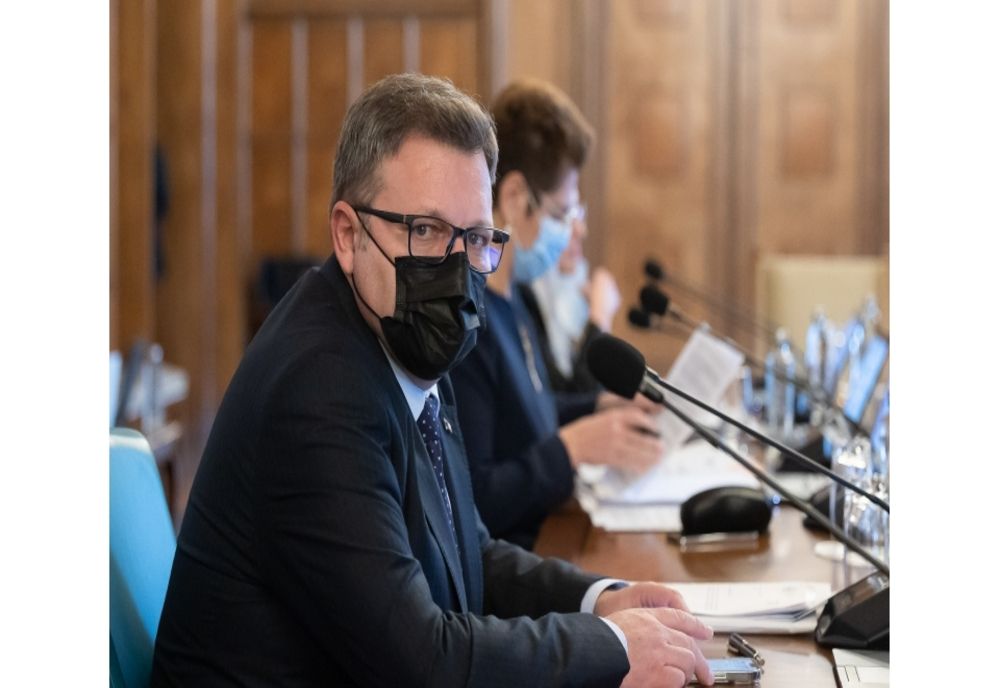 Ajutoare de urgență de aproape 1,6 milioane lei, acordate de Guvern unor familii și persoane singure cu probleme socio-materiale, de locuit și de sănătate