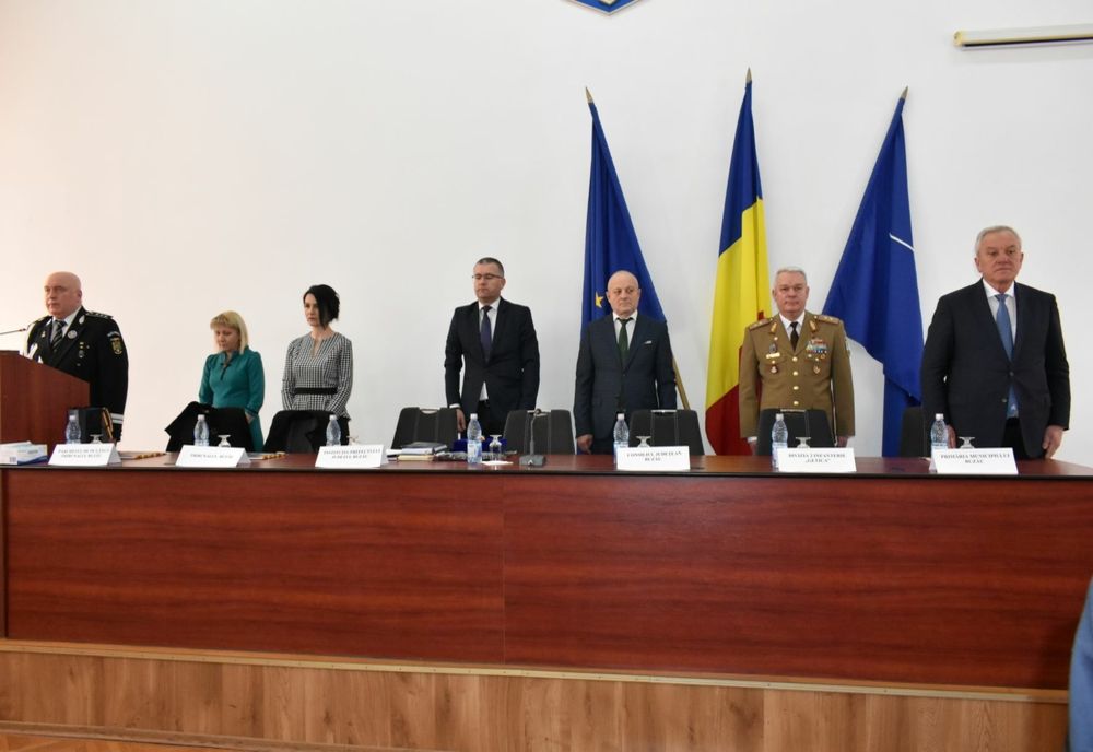 Foto+Video: Avansări în grad de Ziua Poliției