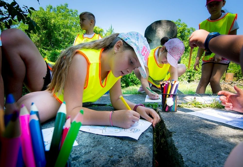 O zi de vacanţă cu jocuri şi lecţii “de viaţă” 