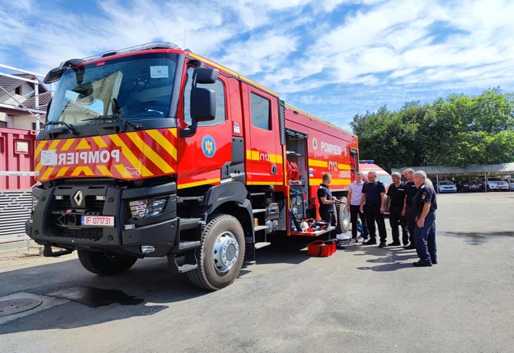 Video: Autospecială intrată în dotarea ISU Buzău