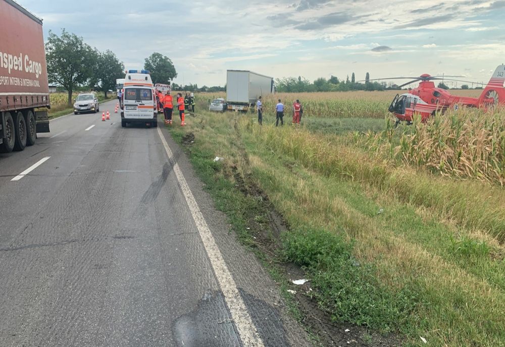 FOTO: Accident cu un mort și o persoană rănită grav pe DN1B