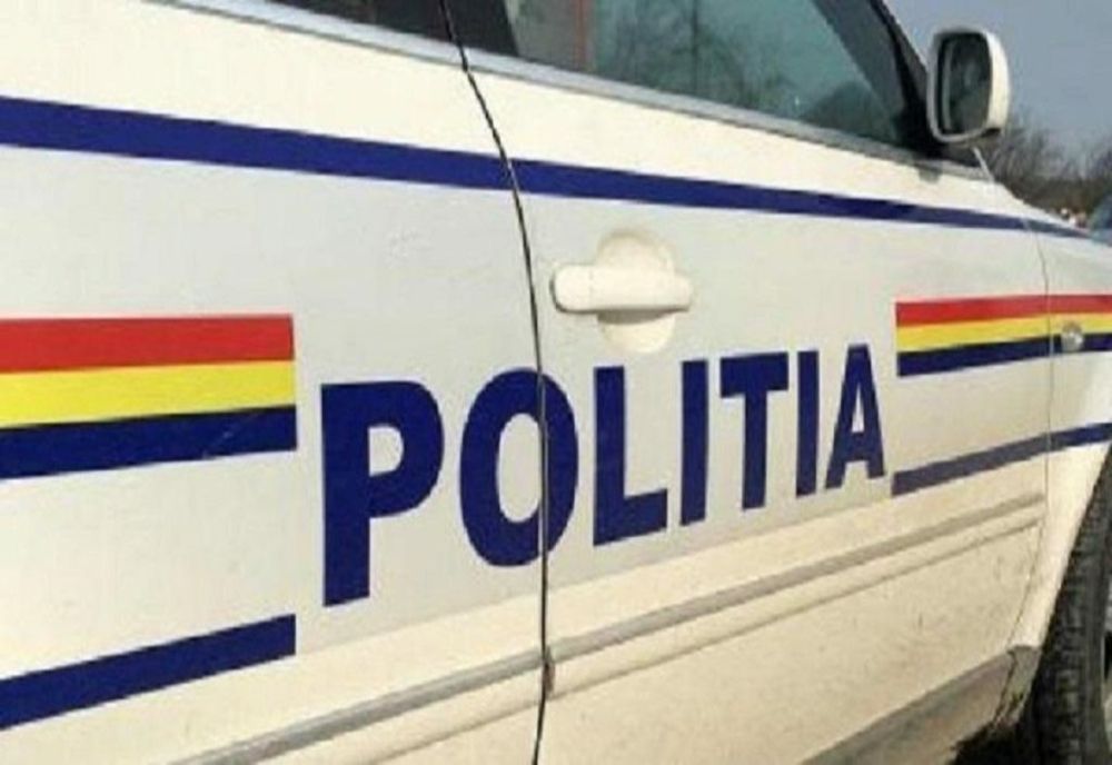 O fată de 10 ani accidentată în timp ce traversa strada neregulamentar