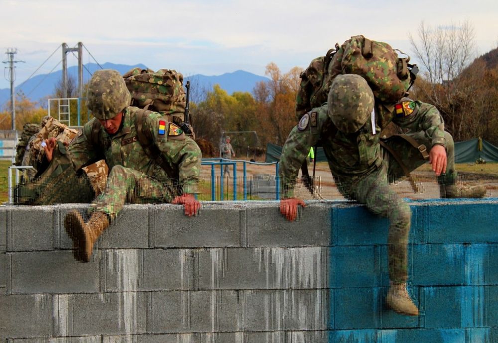 Doar până vineri, 12 august vă puteți înscrie pentru 4 locuri la cursul de formare a ofițerilor în activitate, specialitatea Educație Fizică 
