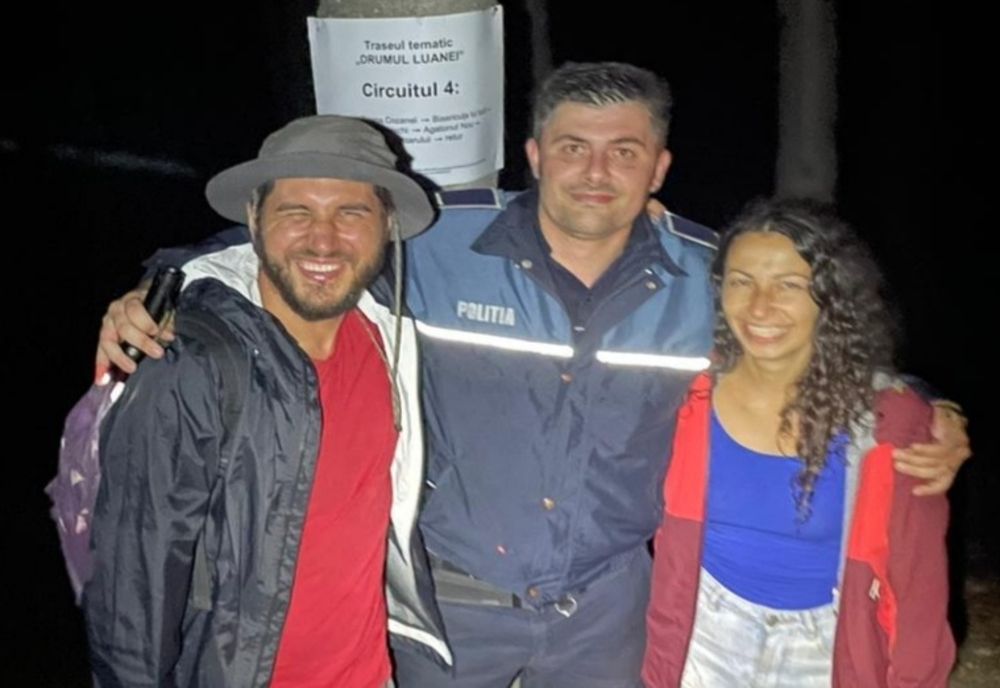 Aseară, 12 august, două persoane s-au rătăcit în zona împădurita a județului Buzău, în timpul unei drumeții
