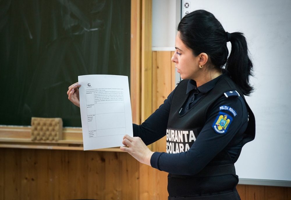 Sărbătorim în siguranță! Acțiuni preventiv-informative la Liceul Tehnologic Economic „Elina Matei Basarab” din Râmnicu-Sărat