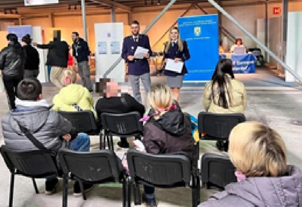 Informare a polițiștilor de la imigrări privind drepturile și obligațiile străinilor pe teritoriul României