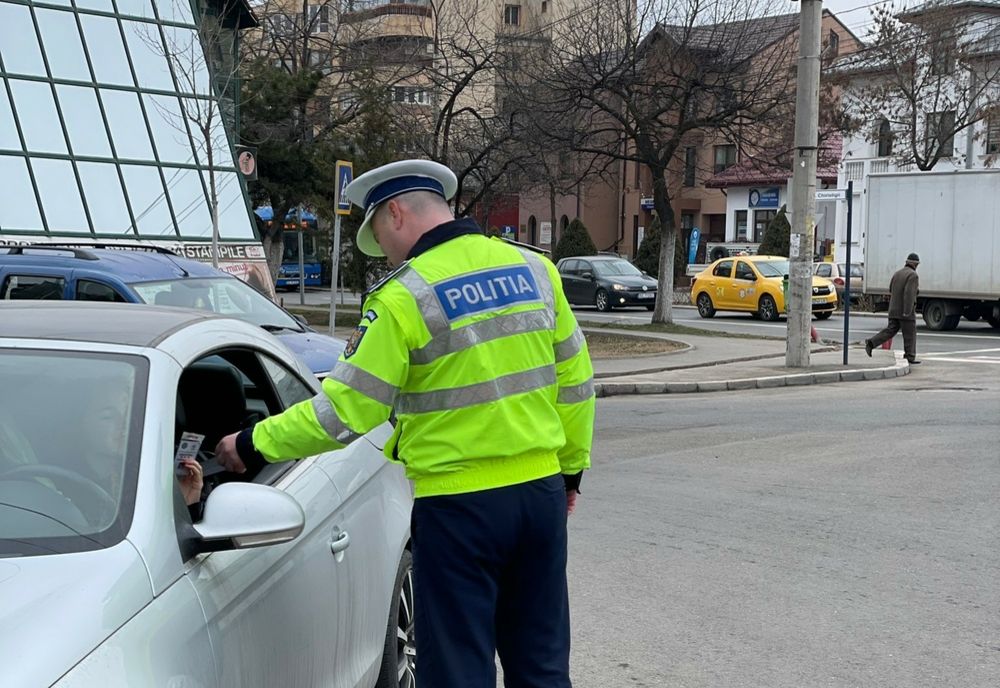 Polițiștii buzoieni au lăsat pietoni un număr de 36 conducători auto