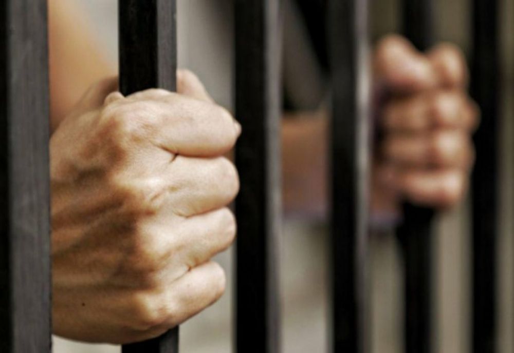 Buzoian arestat preventiv pentru tentativă de omor