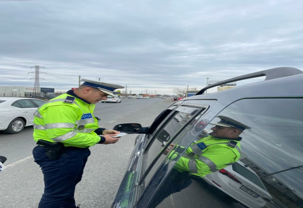 Polițiștii buzoieni au aplicat 125 de sancţiuni contravenţionale și au reţinut 23 de permise de conducere