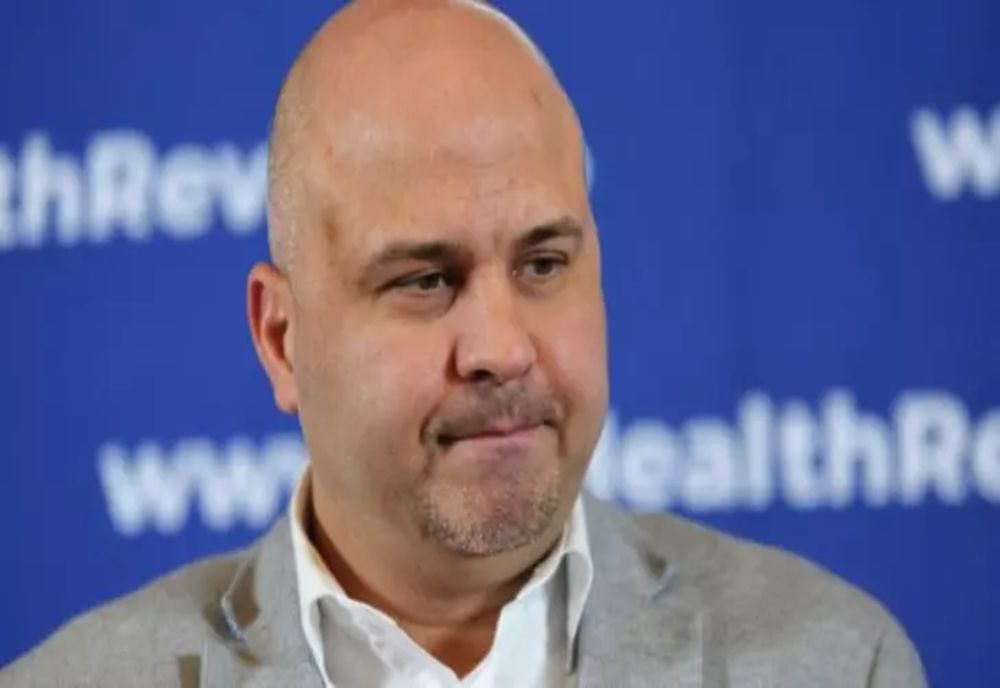 Deputatul USR Emanuel Ungureanu solicită autorităţilor interzicerea jocurilor de noroc în gările din ţară 