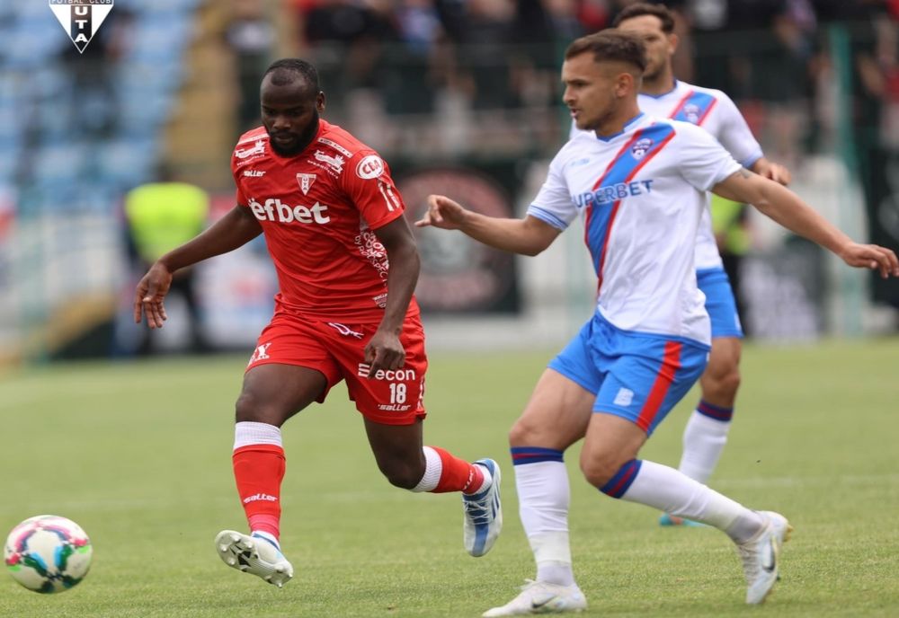 Gloria Buzău și UTA au încheiat la egalitate meciul tur din barajul de promovare/menținere în prima ligă