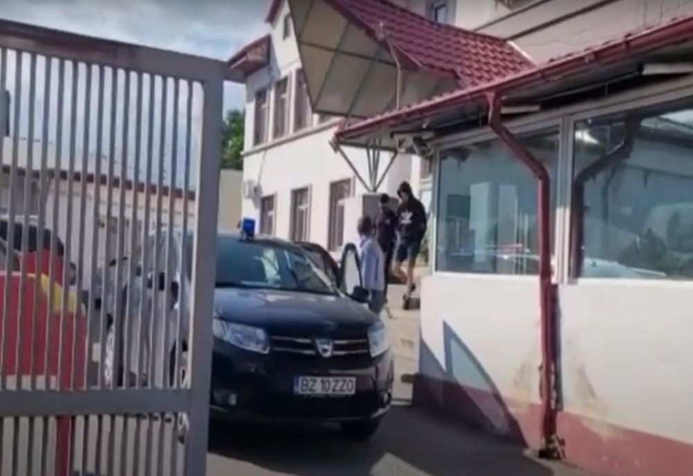 Reţinut de poliţiştii râmniceni pentru lovire sau alte violenţe 